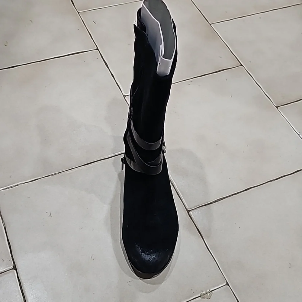 ugg Deanna suede and leather boots - Picture 3 of 5